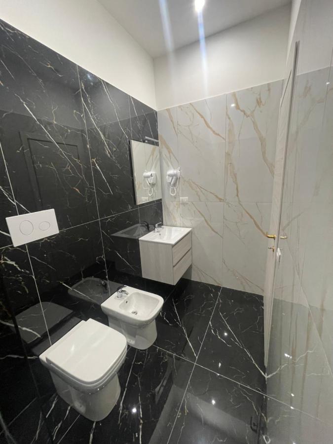 Life Hotel Casalnuovo Di Napoli Bagian luar foto