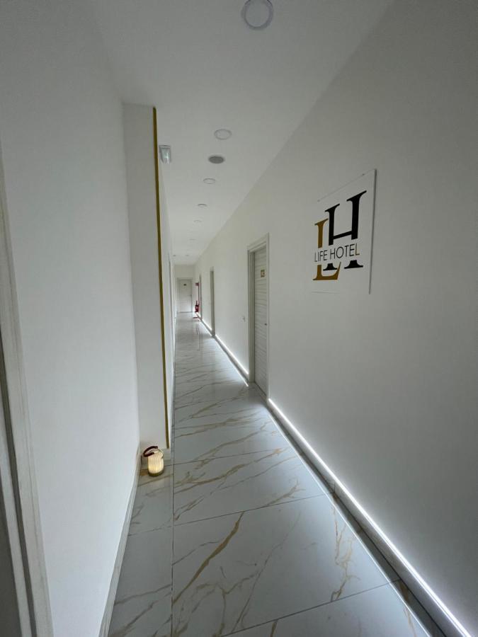 Life Hotel Casalnuovo Di Napoli Bagian luar foto