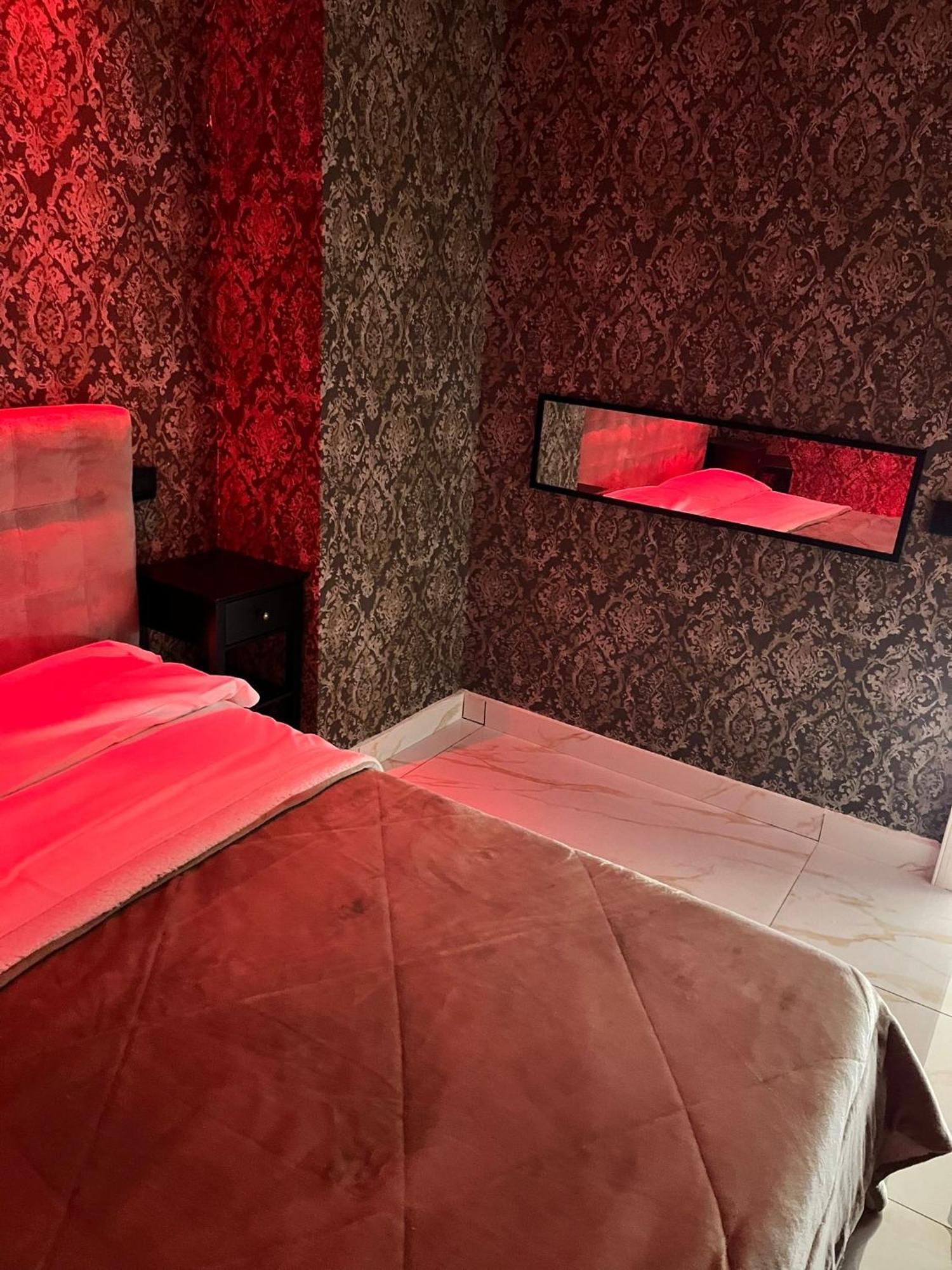 Life Hotel Casalnuovo Di Napoli Bagian luar foto